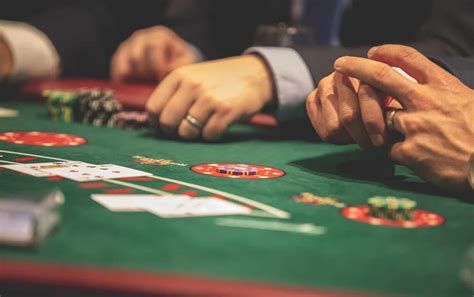 Sports betting and gambling laws vary by jurisdiction. Voor wie is het verboden om te gokken? | Rechtenkrant