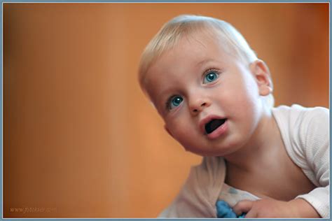 The small boy with short to medium honey butter blond hair and electric blue eyes sighed. Little boy with blonde hair and blue eyes | Little boy ...
