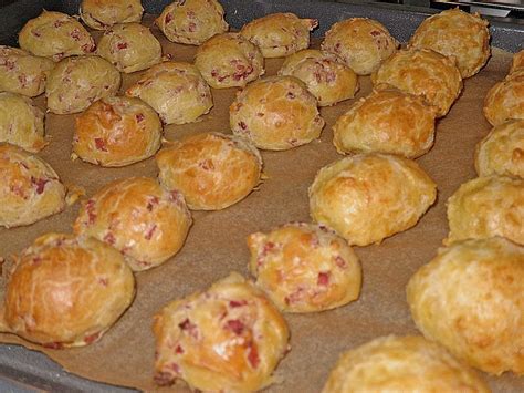 Use this recipe or use a dr oetker baking mix. Pikante Windbeutel von Belinda89 | Chefkoch | Rezept ...