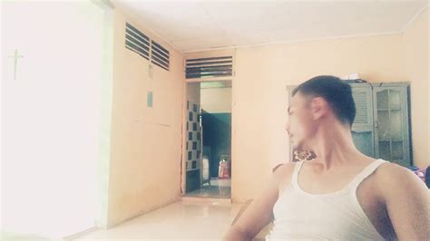 Chorus akan ku bawa kau pergi ke destinasi seindah pelangi akan ku bawa kau pergi bukan sementara tapi selamanya. Disaat Aku Pergi - YouTube