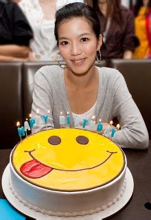 Joys of life (mediacorp, 2012). Lu Rui En / 卢瑞恩 Singaporean Actress | Blogger Sumedang