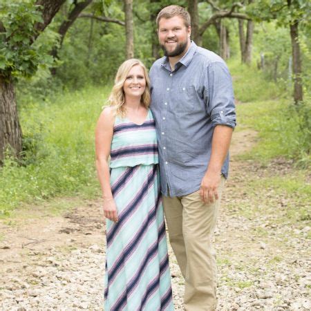Does Ryan Ramczyk Have a Wife? Grab Details of his Dating ...