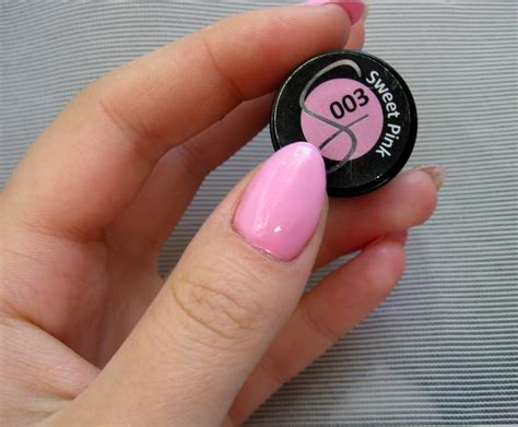 Neonail is an innovative brand for women who express themselves through the perfect manicure. www.wiolka94.blogspot.com: Wróciłam! Semilac 003 Sweet ...