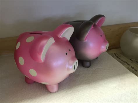 Ceramic piggy banks to paint. Airbrushed hand painted piggy banks | Piggy bank diy ...