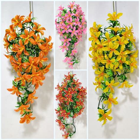 Maybe you would like to learn more about one of these? Rambat Bunga Kamboja Plastik - Pajangan Bunga Sintetis ...