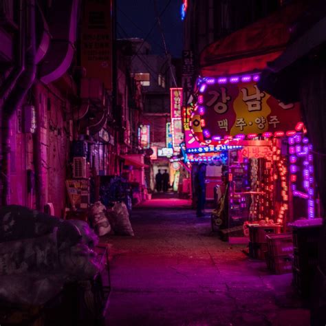 Cheonho red light district is located near cheonho station which serves lines 5 and 8 on the seoul subway. Noealz - Anime Cyberpunk Rain Photography — Seoul red ...