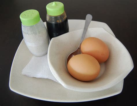 Dulu, semasa saya bekerja di sebuah kedai makan di ipoh, sarapan inilah yang menjadi menu utama kepada para pelanggan. Khasiat Memakan Telur Separuh Masak untuk Kesihatan Batin ...