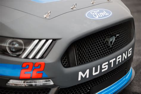 The days of shaving off the edges in the design are gone. Preview: Sneak peek of the 2019 Ford Mustang | NASCAR.com