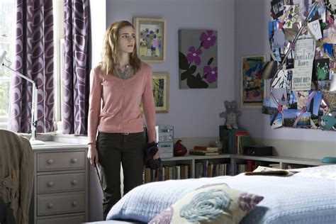 1963, margery allingham, chapter 1, in the china governess‎: Hermione in her bedroom | Harry potter room decor ...