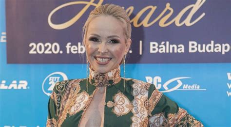 Her birthday, what she did before fame, her family life, fun trivia facts, popularity rankings, and more. Köllő Babett döntést hozott: Elég a babázásból! | BorsOnline
