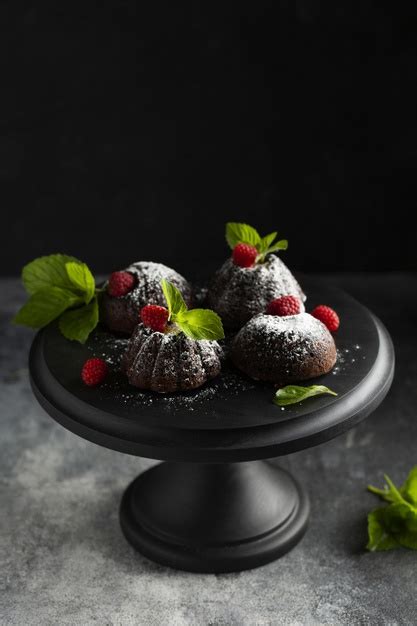 See more ideas about dessert recipes, desserts, recipes. Close-up chocolate dessert with sugar powder | Free Photo