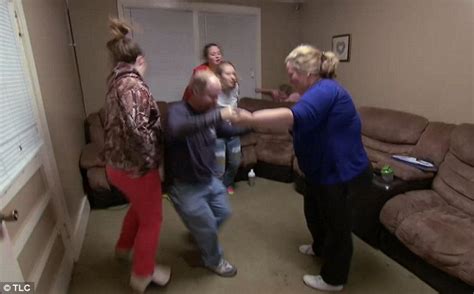 And get blinded by the sun when day is turning bright. Honey Boo Boo chastises parents for their pitiful dance ...