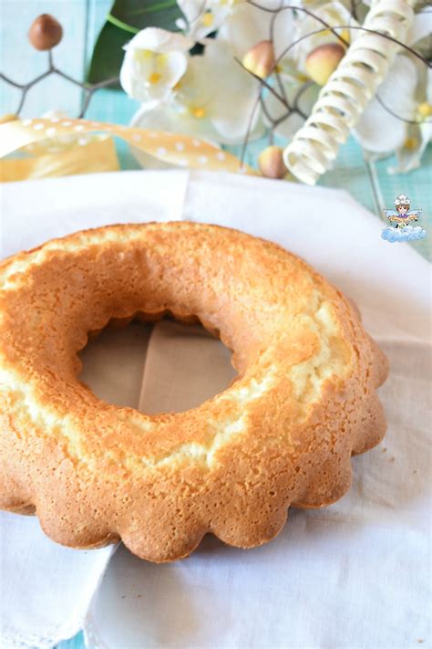 Oggi prepariamo insieme la ciambella salata soffice, una ricetta facile e veloce da realizzare, salva cena e svuota frigo, perché possiamo utilizzare tutto quello che abbiamo nel nostro frigo e ottenere ogni volta una ciambella salata diversa, perfetta per la cena di tutta la famiglia. Ciambella con farina di riso - Cucina Serafina