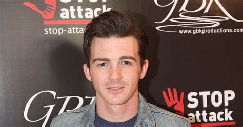 He's also a singer who's released five. Drake Bell Disses Caitlyn Jenner, Faces Serious Backlash ...