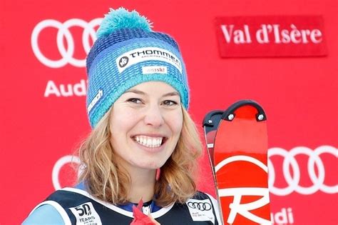 Gestern war die schweizerin michelle gisin noch schwer enttäuscht nach dem riesentorlauf der damen bei ihr freund, der italiener luca de aliprandini, der am freitag silber für italien gewann. Michelle Gisin blessée au genou - Sports Infos - Ski ...