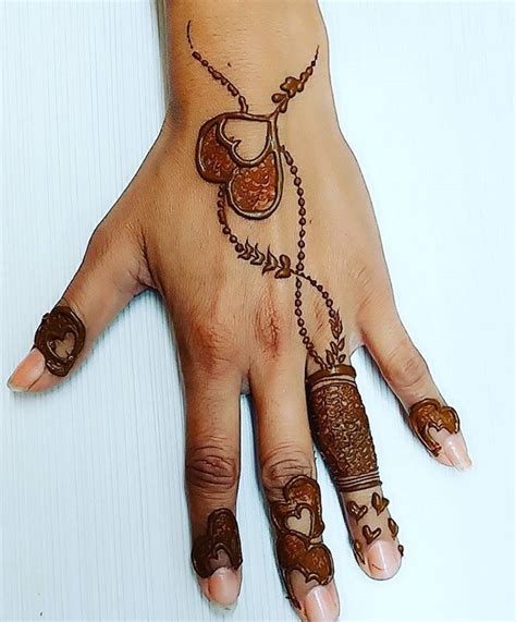 Location:henna mehandi mehndi artist serving the capital district of new york and beyond. Hire Henna Studio - Henna Tattoo Artist in Mississauga ...