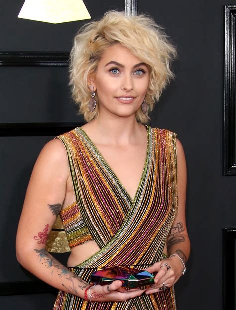 Whether it's about sexual identity, gender identification, a general idgaf attitude toward body hair, or just embracing your right to be feminine in any way you define it, more and more ladies are being forthright about this. Paris Jackson Armpit Hair | POPSUGAR Beauty UK