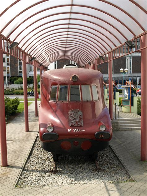 Slovenská strela (slovak for slovak arrow) is the name of an express train, first operated by čsd in czechoslovakia on the line between bratislava slovenská strela. Slovenská strela (Slovak Bullet) | Slovenská strela: Motorov… | Flickr