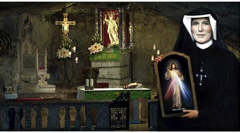 La preghiera a san michele arcangelo è un insieme di preghiere della tradizione cristiana cattolica. La Coroncina alla Divina Misericordia con San Michele ...