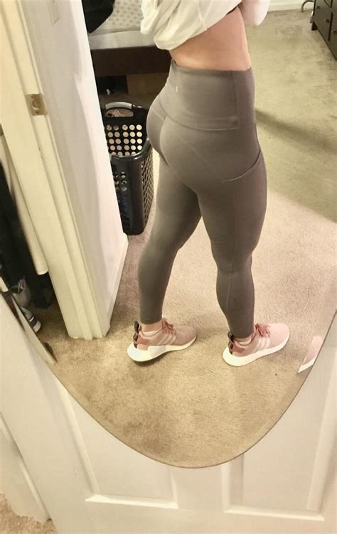 Premenstrual syndrome (pms) is a group of physical and behavioral changes that some women experience before their menstrual periods every month. NJ sissy looking for fun! PMs welcomed : sissypersonals