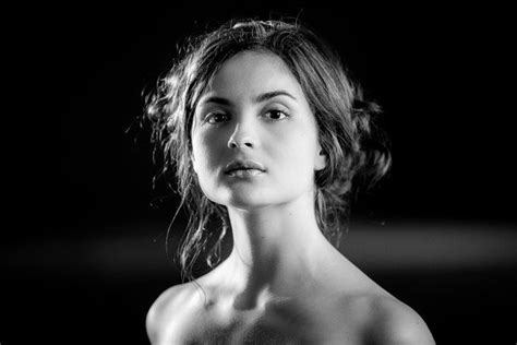 Princezna a pul království (2019). Eva Josefíkova