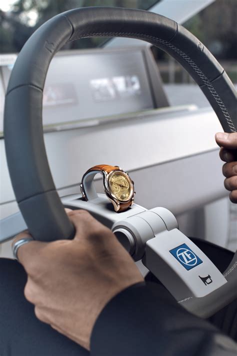 Mit dem schaffe schaffe klappt es sehr gut, doch das. Intelligent, elektrisch, sicher: ZF schafft vernetzte ...