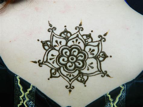 Worth of piercing and piercing services. Pin by Destiny Murphy on Henna (Mehndi)