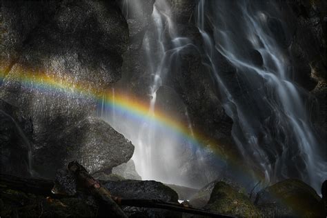 Regenbogen ⭐ , ⓜ preobrajenskaya ploschad, russia, moscow, preobrazhenskaya square, 2: Regenbogen am Wasserfall Foto & Bild | nikon, outdoor ...