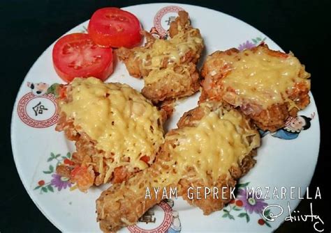 Salah satunya adalah ayam panggang. Resep Ayam Geprek Mozarella Tanpa Oven oleh Divty ...