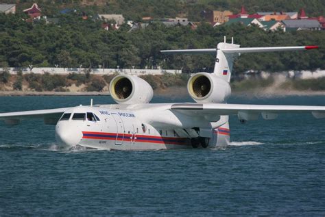 На настоящий момент там действуют три пожара. Бе - 200 | Ввс, Самолет