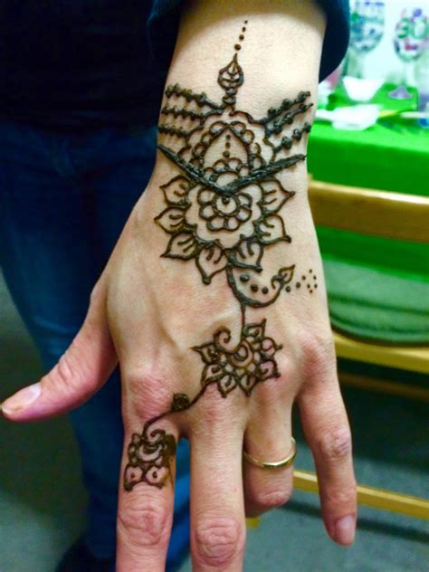 See more ideas about tattoos, jupiter, cool tattoos. Hire It's Henna Time - Henna Tattoo Artist in Melbourne ...