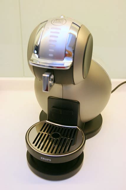 Best coffee capsule machine philippines pesos to australian dollar. NESCAFÉ Dolce Gusto MELODY Automatic | CAMEMBERU