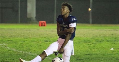 Announced that he will take an unofficial visit to oregon state for the spring. Chad Johnson Jr. names the dream school in his recruitment ...