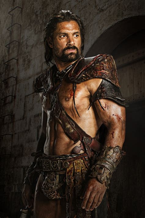 Spartacus urges his restless rebels to train for the defense of their new sanctuary. Crixus - Spartacus Wiki - Episoden, Charaktere ...