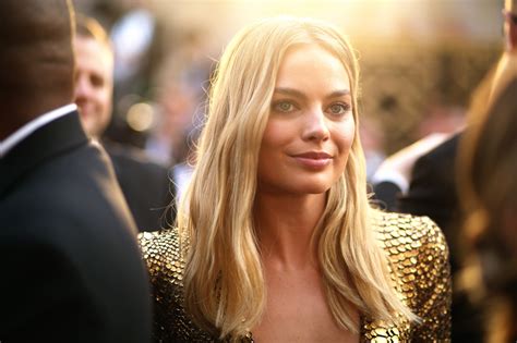 If you're looking for the best margot robbie wallpapers then wallpapertag is the place to be. Margot Robbie Terminal Desktop Wallpaper 859 2048x1365 px ...