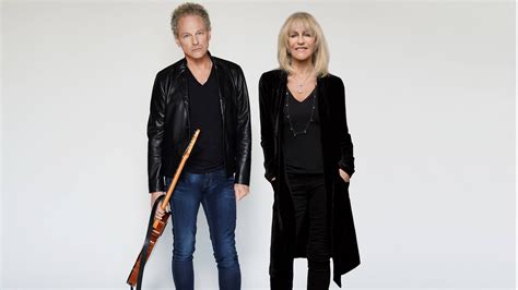 Lindsey buckingham's gear and equipment including the fender stratocaster electric guitar and fender telecaster. Christine McVie Nackt. Has Christine Taylor ever been nude?