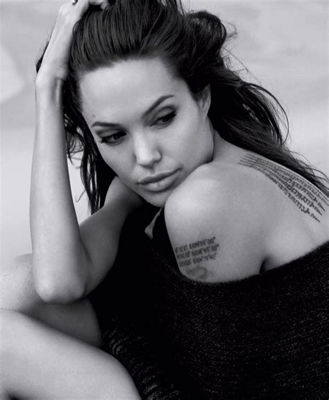 Here is a list of 9 best angelina jolie tattoos that makes a wonderful look. Angelina Jolie. - Tattoologist