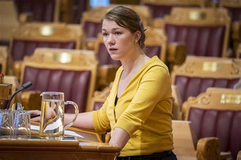 She has represented oslo in stortinget (the norwegian legislature) since 2017 and is currently the only member of her party with a parliamentary seat. Homoterapi: MDG ber partiene fristille sine folkevalgte ...