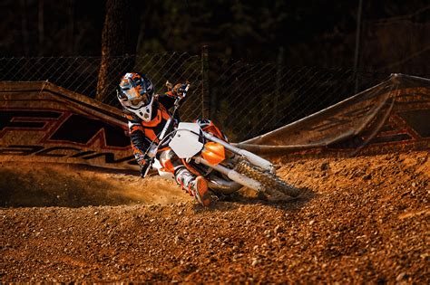 We have 1 ktm 85 sx 2012 manual available for free pdf download: 2012 KTM 85 SX 19-16 - Image #9