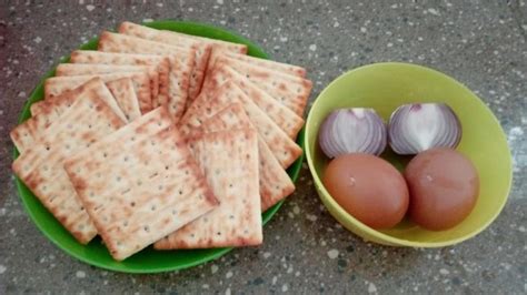 Fimela.com, jakarta telur dadar bisa jadi pilihan menu sahur yang praktis. Senangnya Resepi Cracker Telur Dadar Sedap, Makan Hujung ...