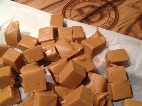 How to make salted caramel chocolate fudge. Easy Salted Caramel Fudge by Jes79. A Thermomix ® recipe ...