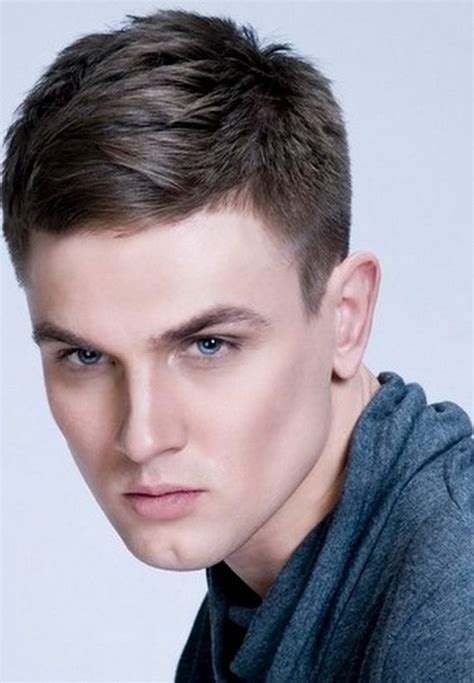 Latest medium hairstyles for guys 14 Most Coolest Young Men's Hairstyles - Haircuts ...