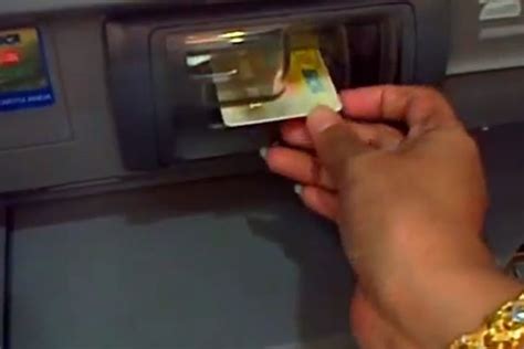 Cara menggunakan mesin cuci 1 tabung top loading. VIDEO: Cara Menggunakan Mesin ATM Setor Tunai BCA | Money.id