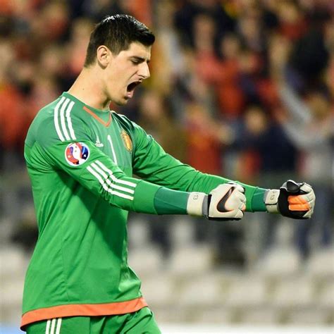 His current girlfriend or wife, his salary and his tattoos. Thibaut Courtois a avut gastroenterită şi a slăbit trei ...