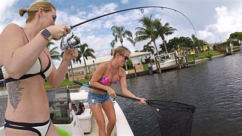 The lake continues to pump out huge limits of bass — with some beasts included in the mix. Lake fishing for Bass & Peacock bass in Florida - YouTube