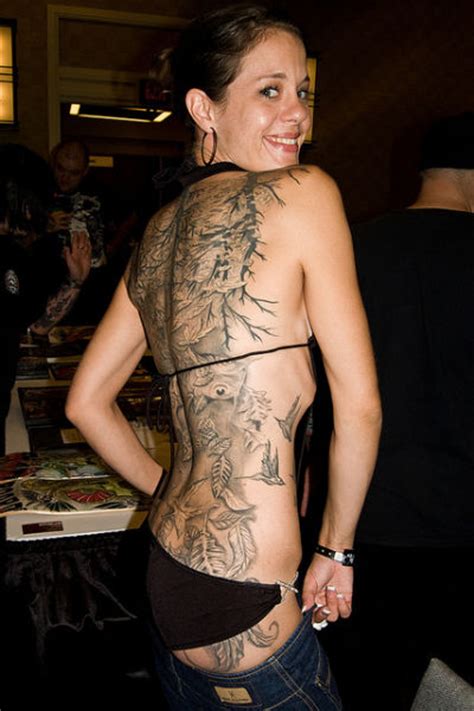 While some engage in piercing for the sake of fashion, researchers report that for others, it is a way to take control of their bodies, especially after being violated. Girls Get Too Groovy (20 pics) - Izismile.com