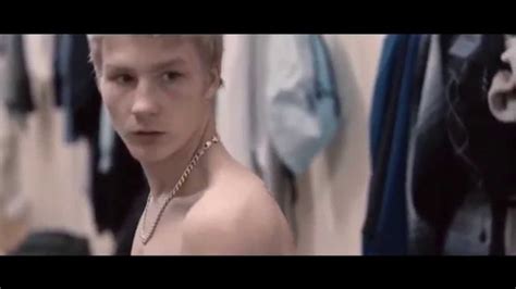 Acest film nu are sinopsis. Sebbe film Music Video 霸凌非關網路xSUPER JUNIOR-D&E_너는 나만큼 ...
