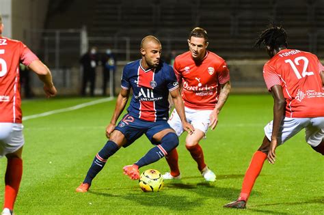 Rafinha (footballer, born february 1993). PSG : "Rafinha pue le foot", c'est Ménès qui le dit - Sport.fr