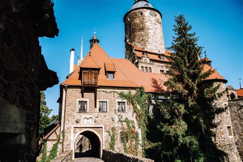 #czocha #poland #silesia #castle #13th century #larp #hogwarts #harry potter #wizard school. Zamek Czocha w Suchej nad Jeziorem Leśniańskim. I do tego ...