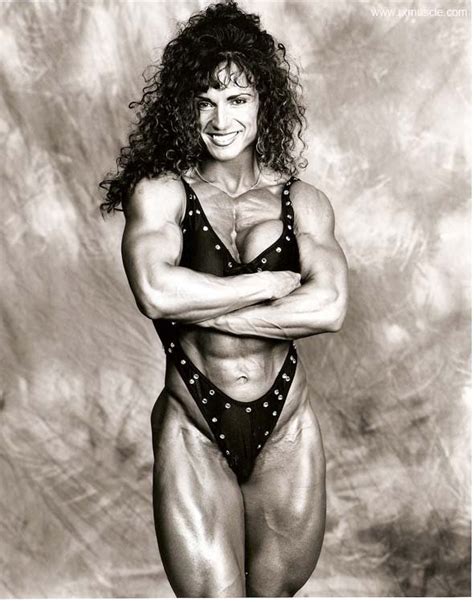 After a series of successful amateur competition on the canadian tier system, quaresma in 1995 she became the champion in the middeweight and overall division, winning the title of miss canada. Rhonda Lee Quaresma (13 photos) | girlymuscles.com